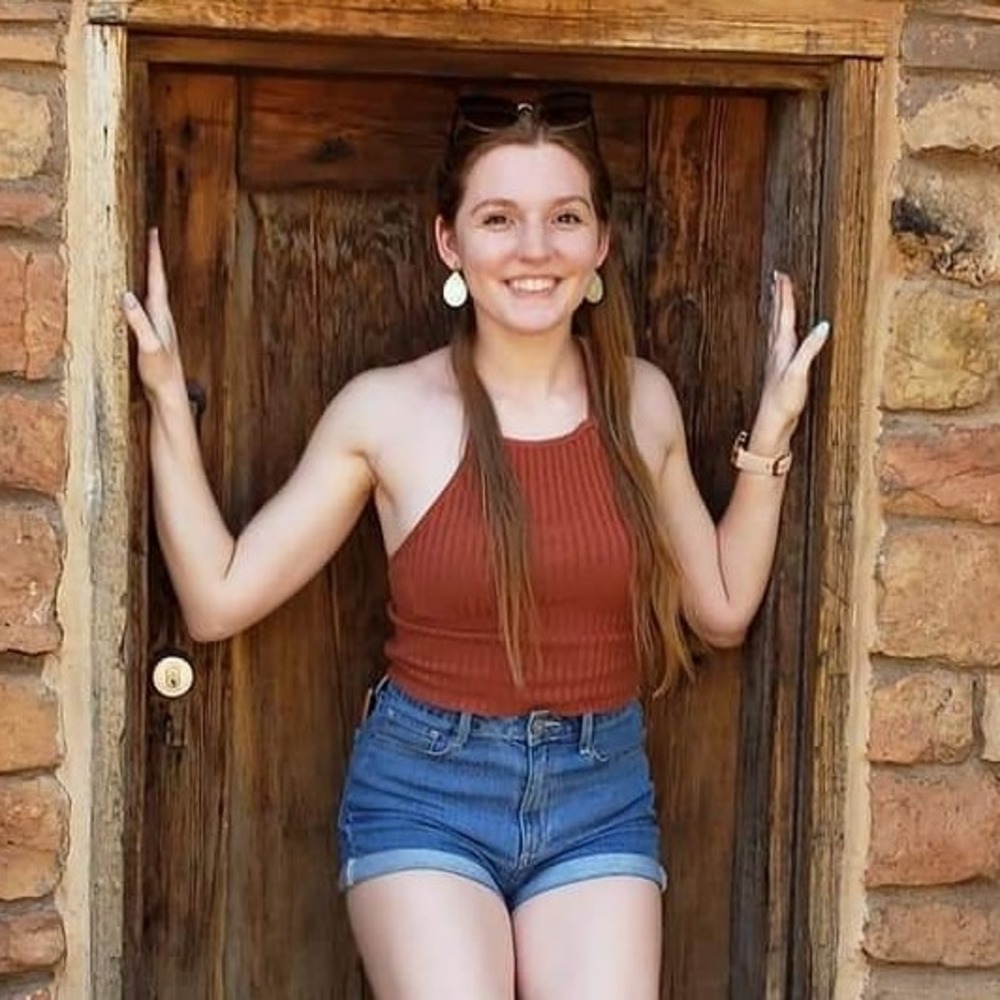 Meet your Posher, Tara